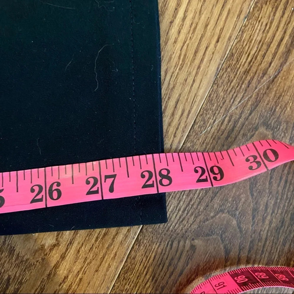 💥5/$25 Renuar women’s black pants in size 2 - Picture 9 of 9